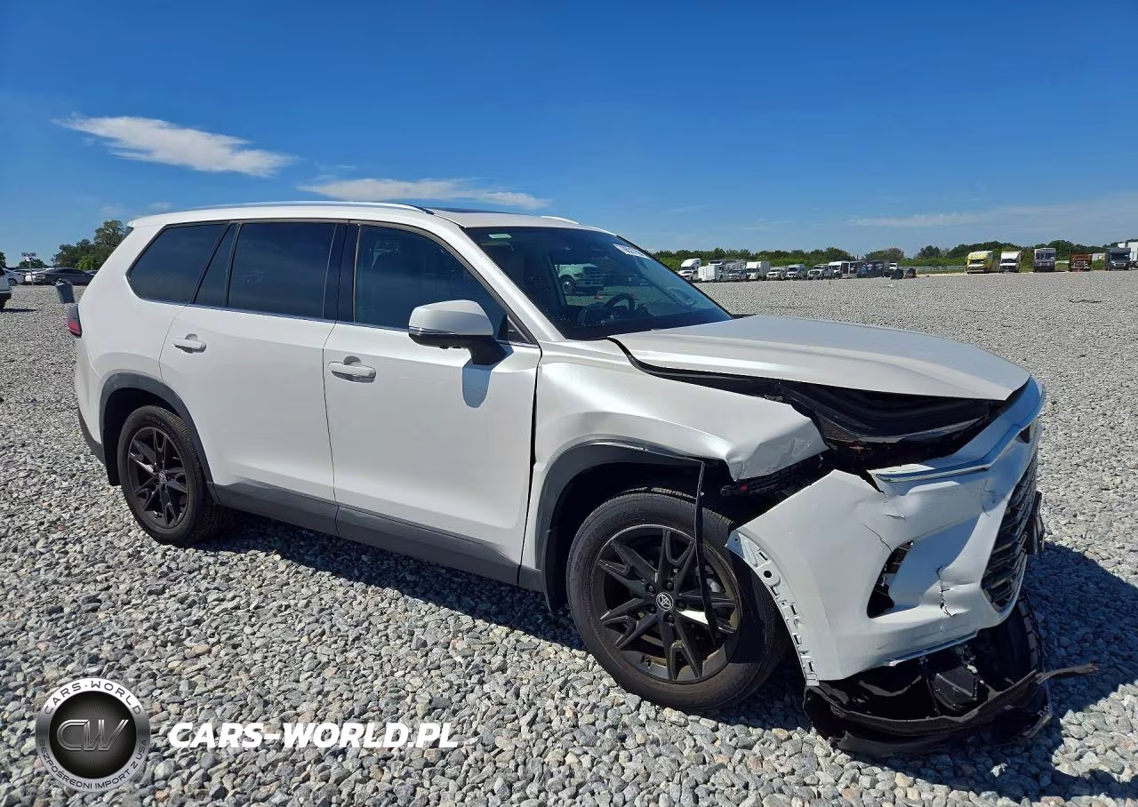 2025 Toyota Grand Highlander Platinum VIN:5TDAAAB52SS087884 - 4