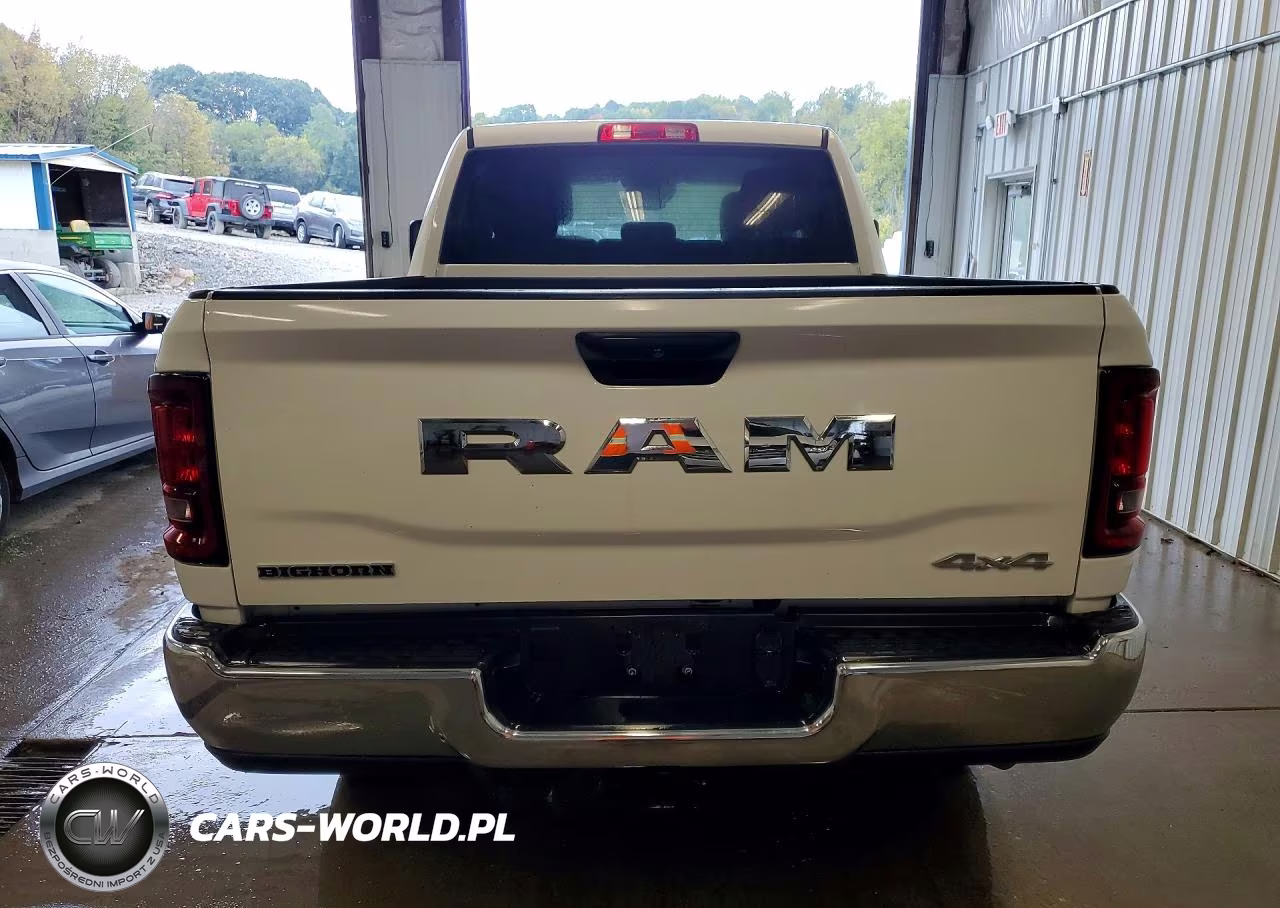 2026 Ram 2500 Big Horn VIN:3C6UR5DL0TG217371 - 6