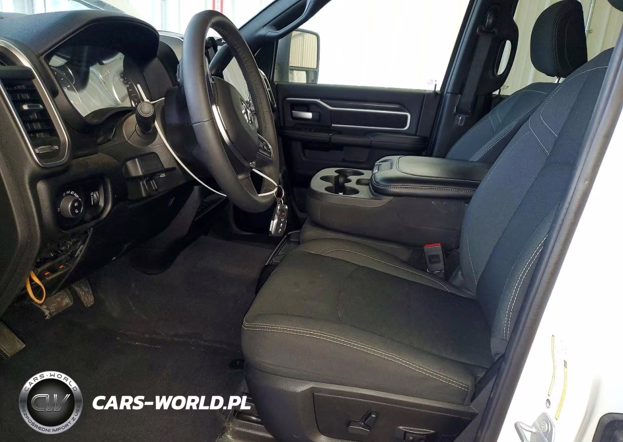 2026 Ram 2500 Big Horn VIN:3C6UR5DL0TG217371 - 7