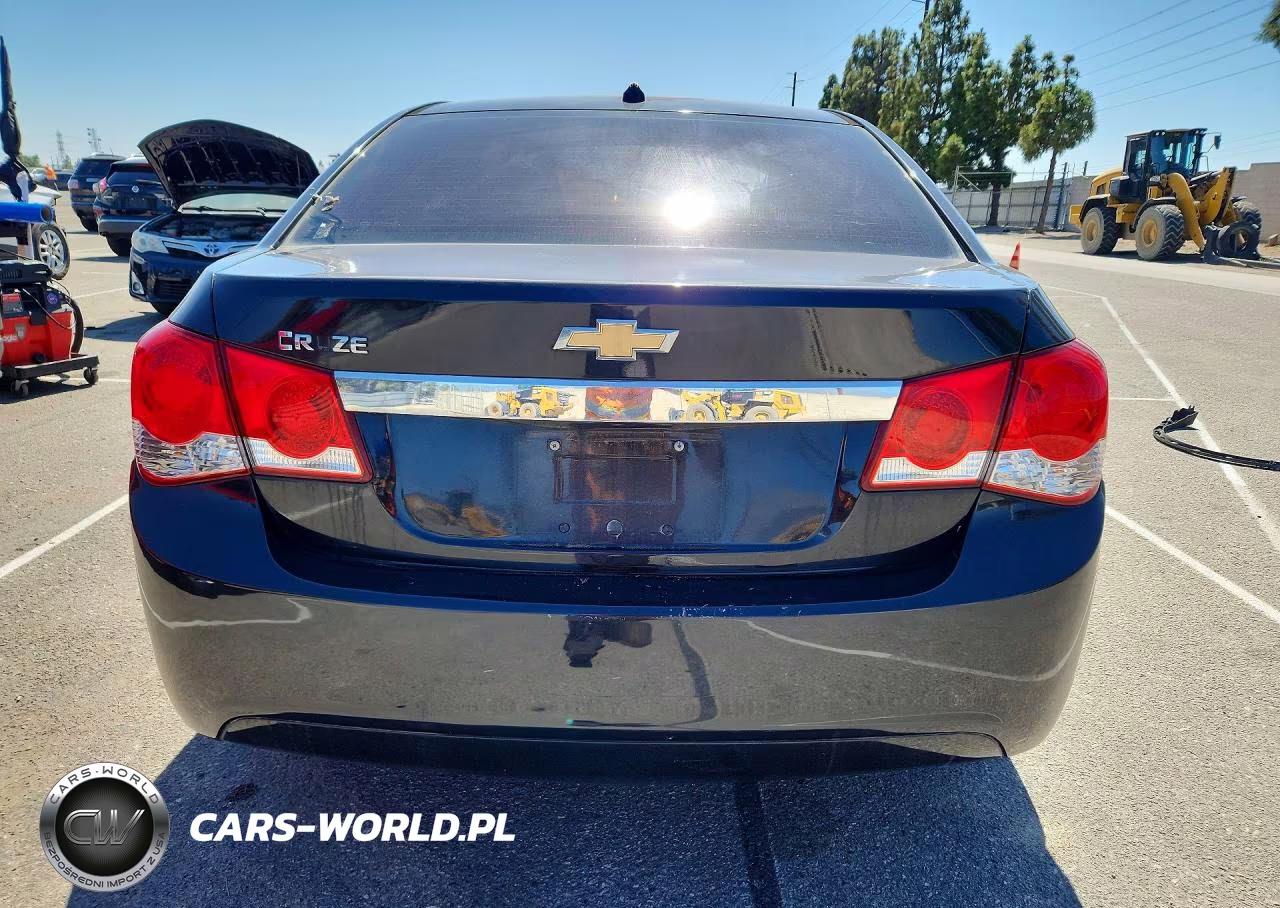 2014 Chevrolet Cruze Ls VIN:1G1PA5SG0E7194121 - 6