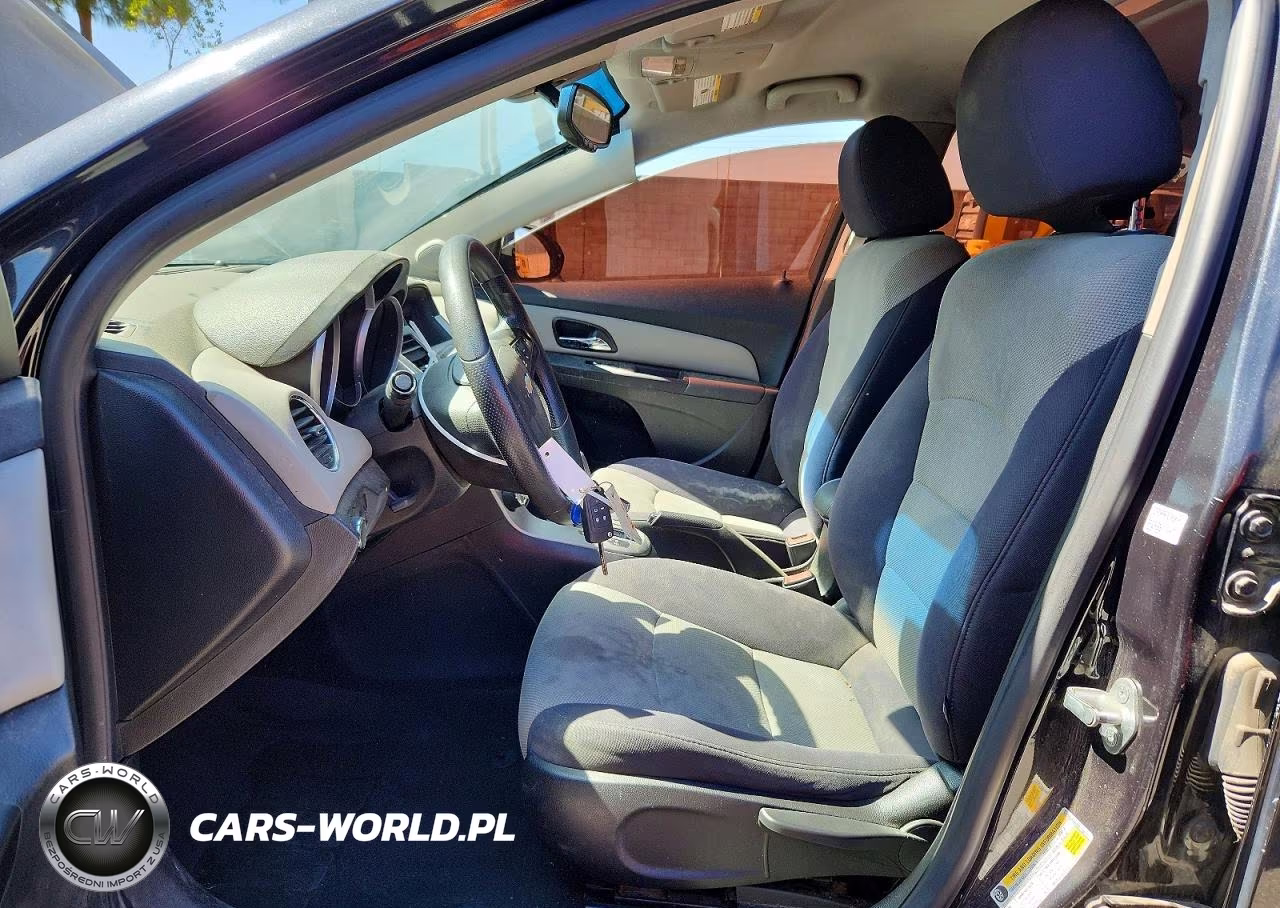 2014 Chevrolet Cruze Ls VIN:1G1PA5SG0E7194121 - 7