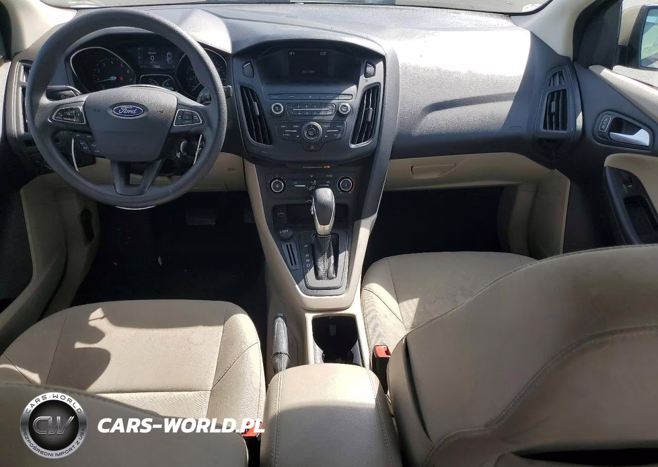 2018 Ford Focus Se VIN:1FADP3F2XJL304398 - 8