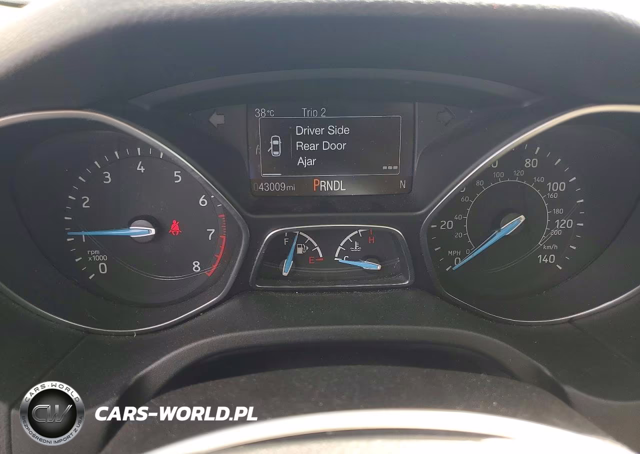 2018 Ford Focus Se VIN:1FADP3F2XJL304398 - 9