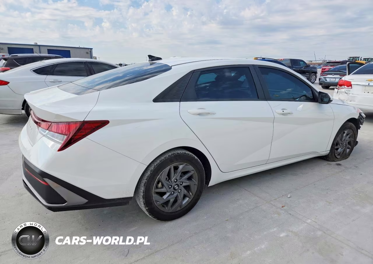 2024 Hyundai Elantra Sel VIN:KMHLM4DG2RU705688 - 3