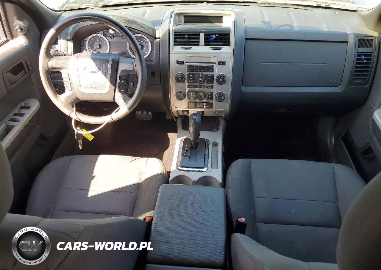 2010 Ford Escape Xlt VIN:1FMCU0D76AKD28310 - 8