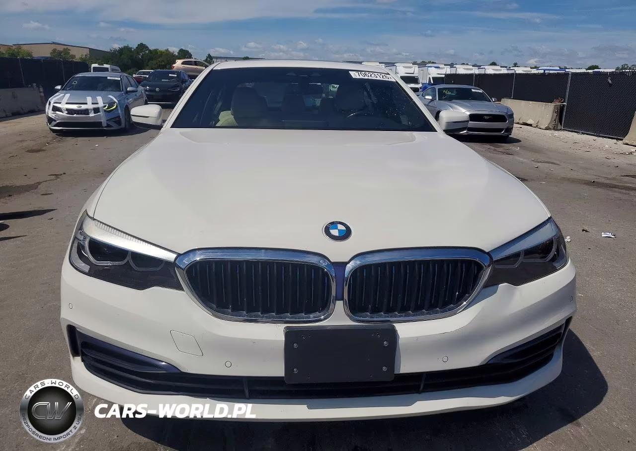 2019 BMW 530E VIN:WBAJA9C56KB393567 - 5