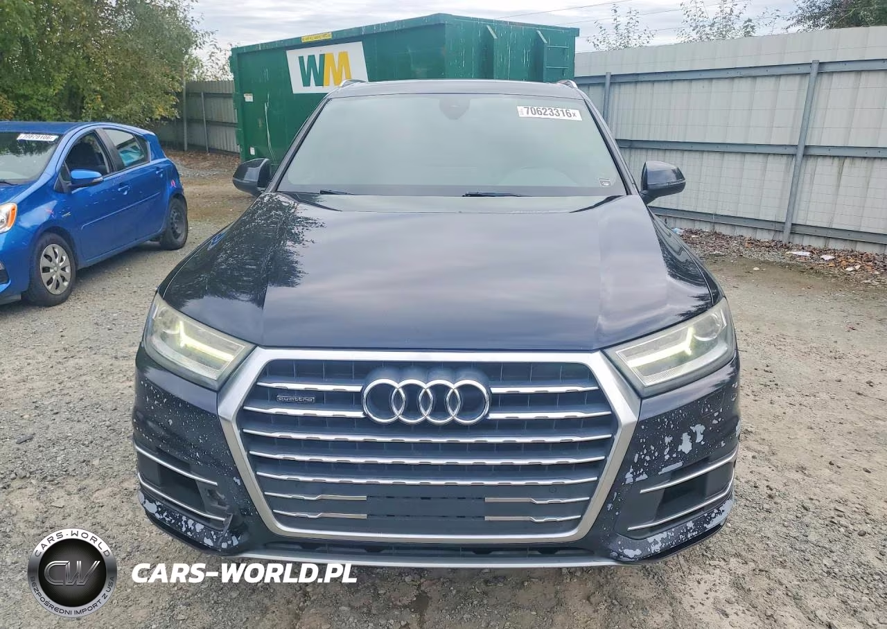 2017 Audi Q7 Premium Plus VIN:WA1LAAF74HD019220 - 5
