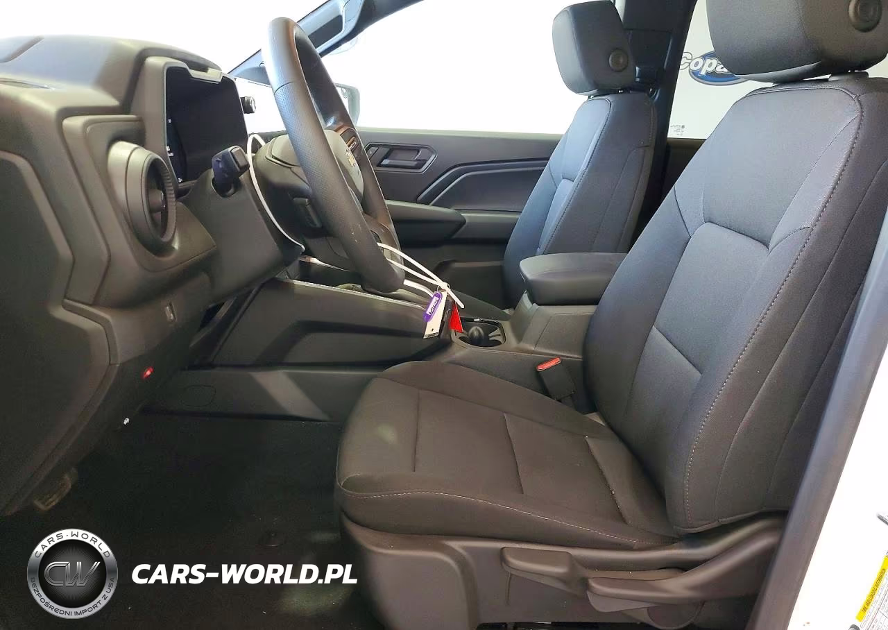 2026 Chevrolet Colorado VIN:1GCPTBEKXT1232969 - 7