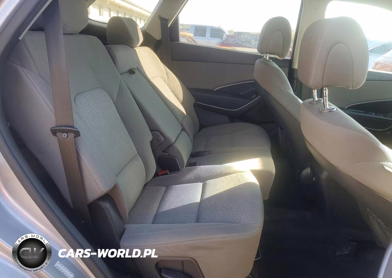 2017 Hyundai Santa Fe Se VIN:KM8SMDHF5HU251772 - 11