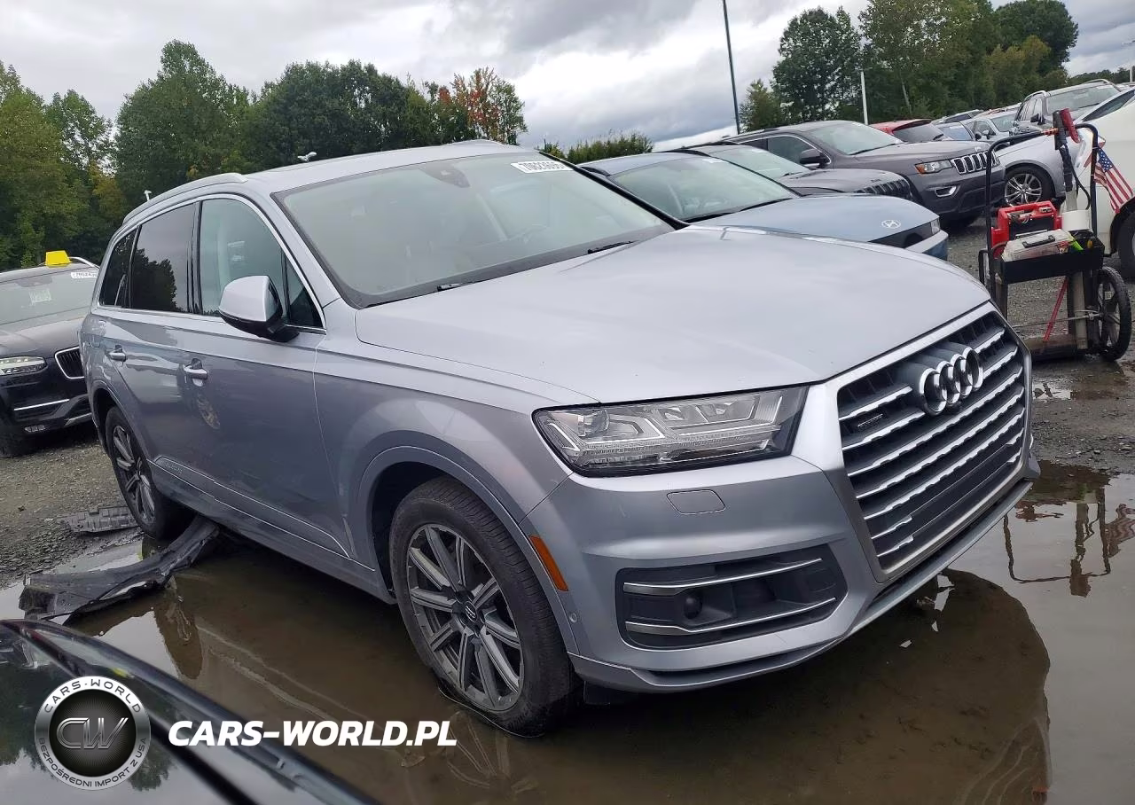 2019 Audi Q7 Premium Plus VIN:WA1LAAF7XKD001053 - 4