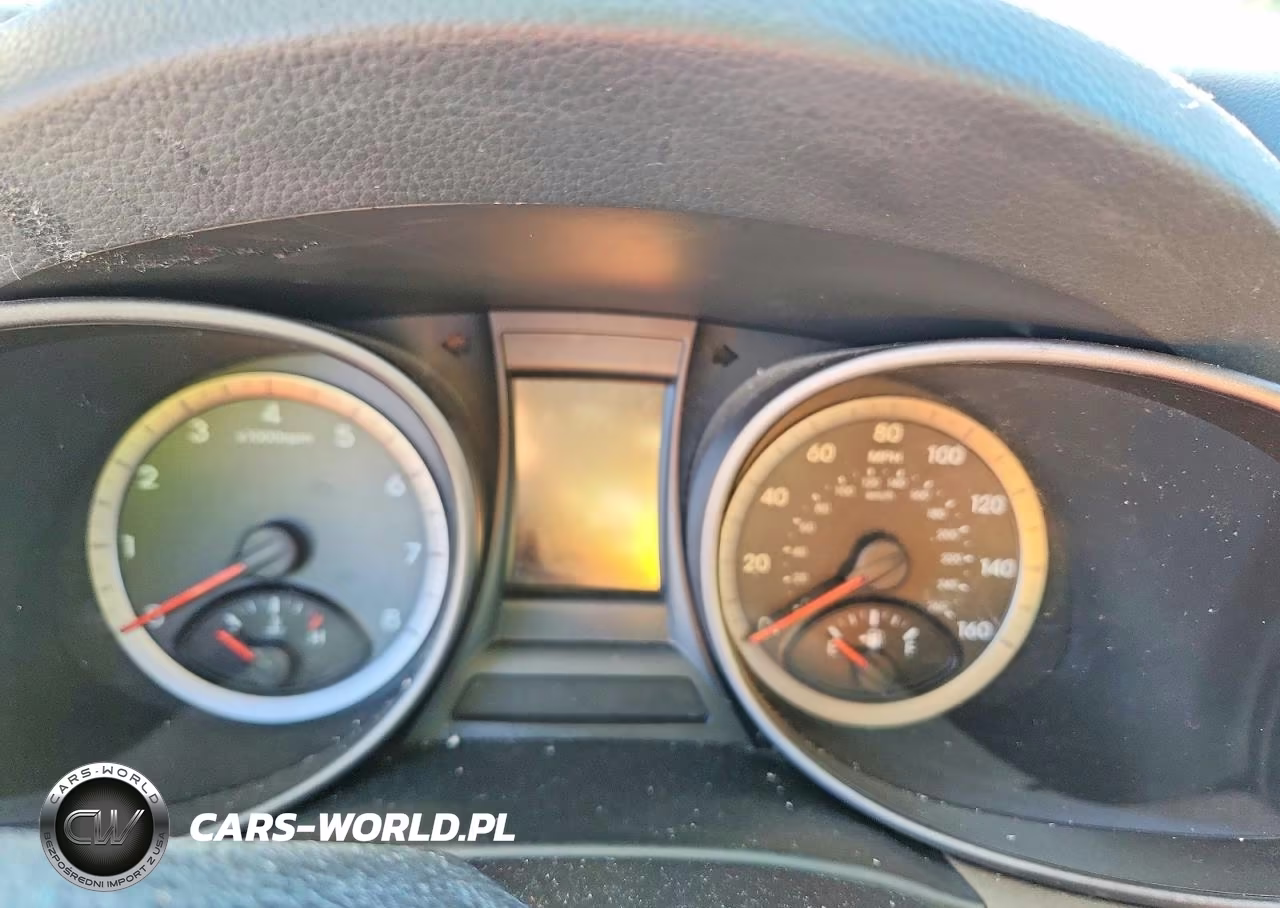 2014 Hyundai Santa Fe Sport 2.4L VIN:5XYZUDLB4EG215477 - 9