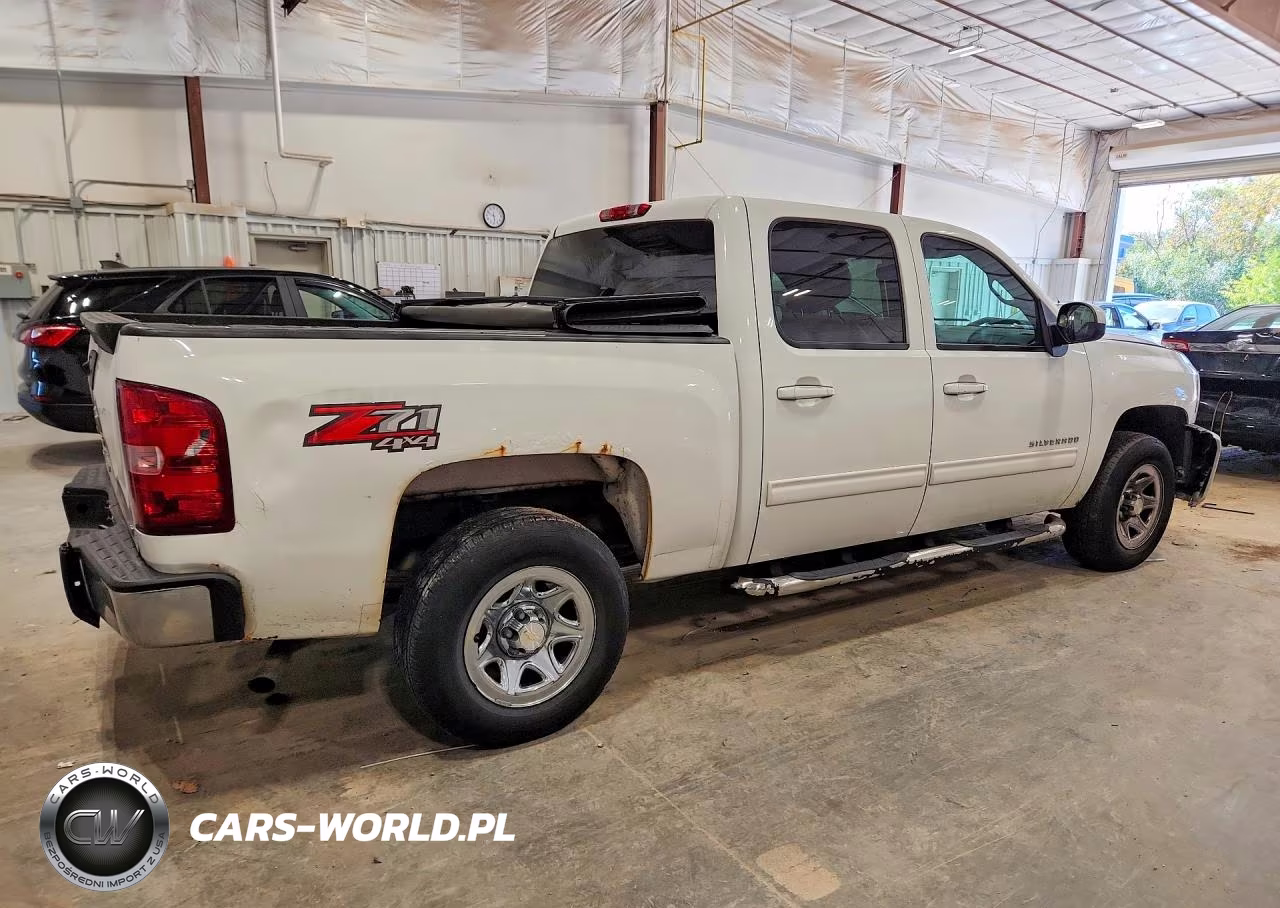 2011 Chevrolet Silverado K1500 Lt VIN:3GCPKSE30BG158439 - 3