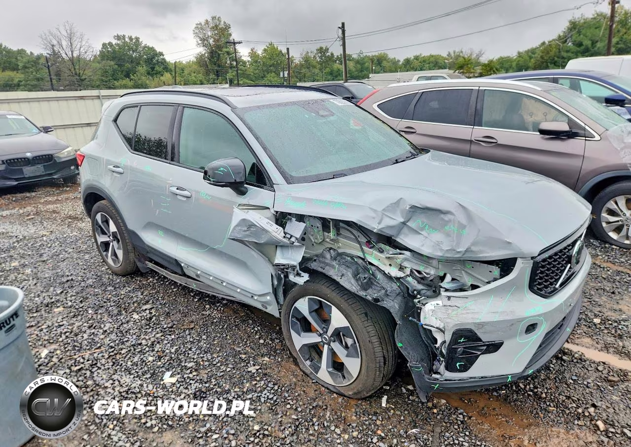 2025 Volvo Xc40 Plus VIN:YV4L12UC3S2579595 - 4