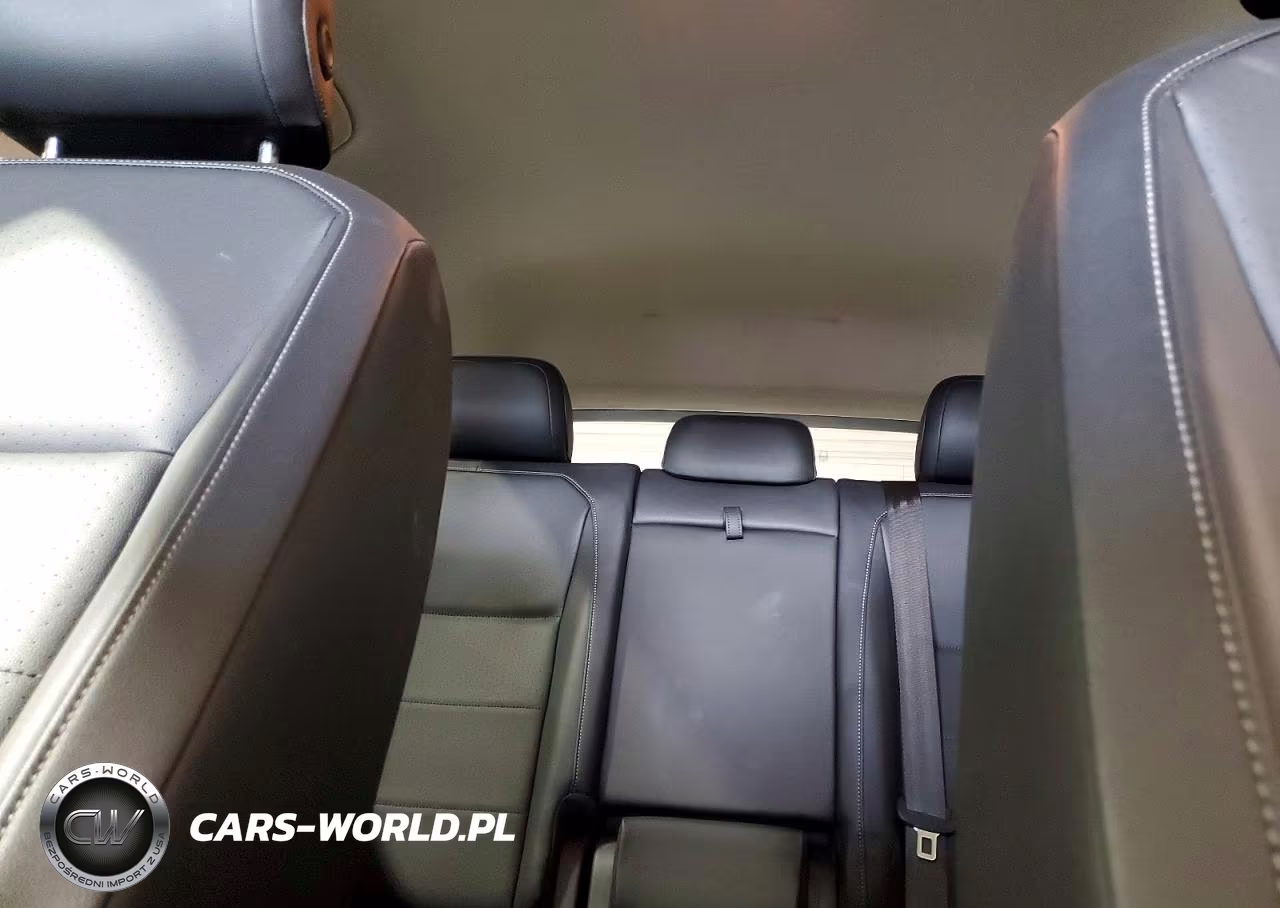 2019 Volkswagen Tiguan Se VIN:3VV2B7AX4KM010796 - 10