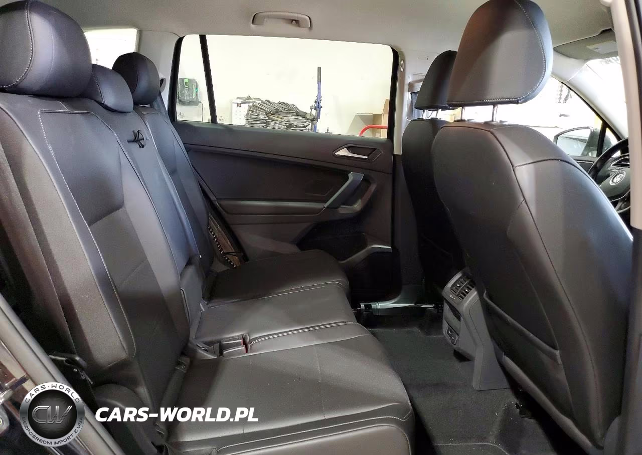 2019 Volkswagen Tiguan Se VIN:3VV2B7AX4KM010796 - 11