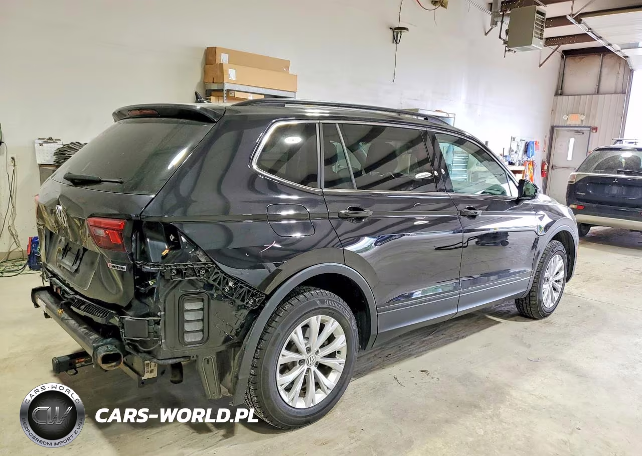 2019 Volkswagen Tiguan Se VIN:3VV2B7AX4KM010796 - 3