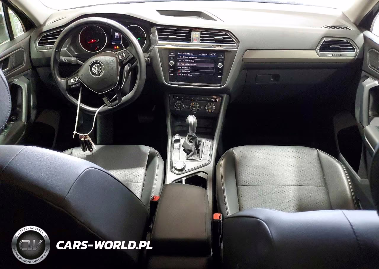 2019 Volkswagen Tiguan Se VIN:3VV2B7AX4KM010796 - 8