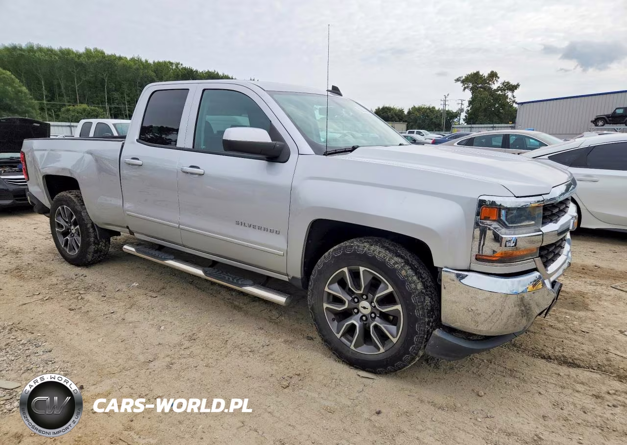 2018 Chevrolet Silverado C1500 Lt VIN:1GCRCREC4JZ172518 - 4