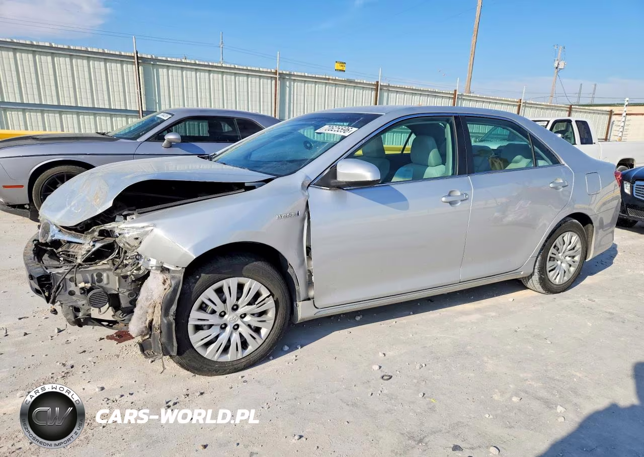 2012 Toyota Camry Hybrid Le