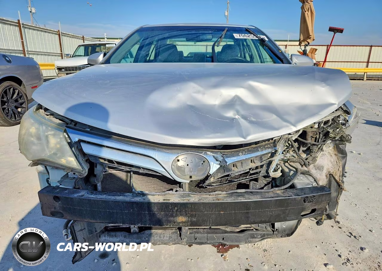 2012 Toyota Camry Hybrid Le VIN:4T1BD1FKXCU018736 - 5