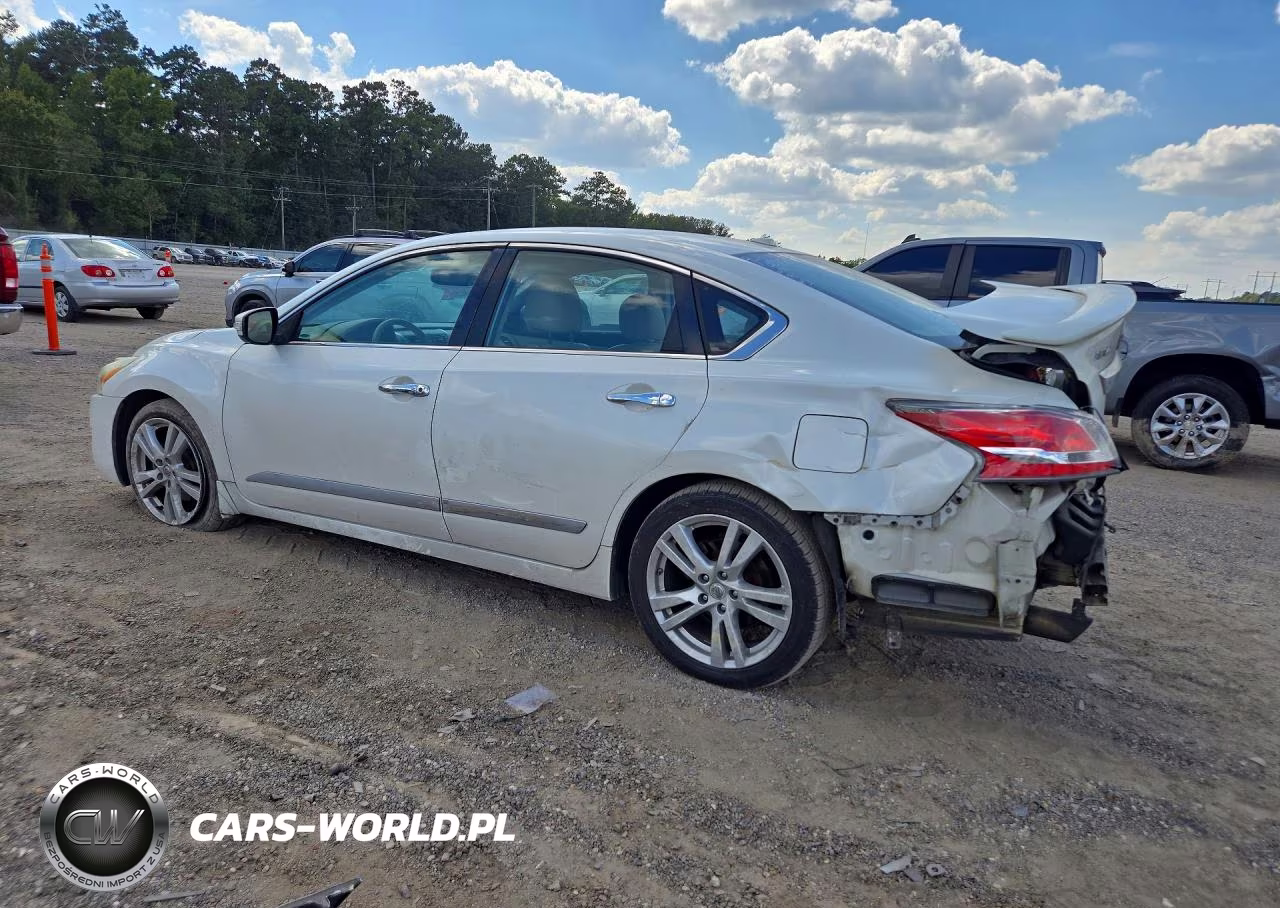 2015 Nissan Altima 3.5 S VIN:1N4BL3AP4FC569041 - 2
