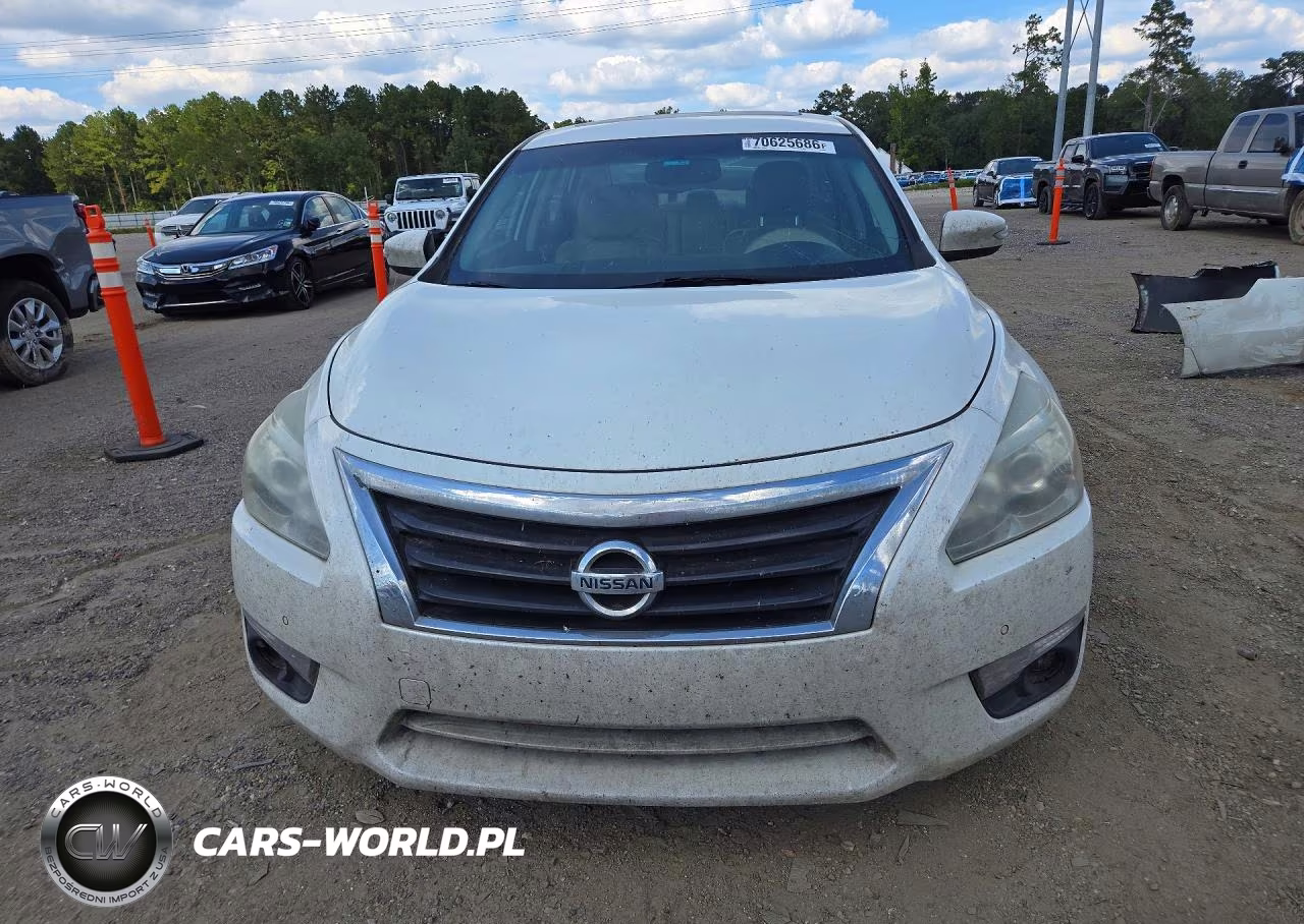 2015 Nissan Altima 3.5 S VIN:1N4BL3AP4FC569041 - 5