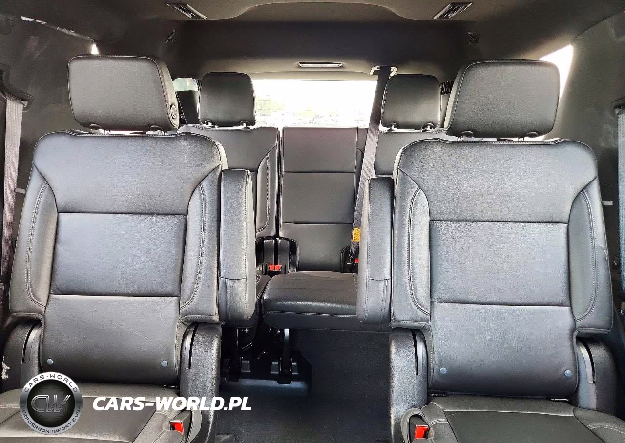 2024 Chevrolet Tahoe K1500 Z71 VIN:1GNSKPKL9RR302468 - 10