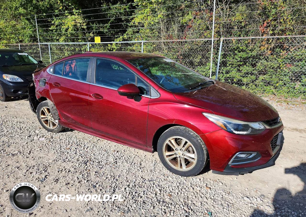 2016 Chevrolet Cruze Lt VIN:1G1BE5SM5G7247841 - 4