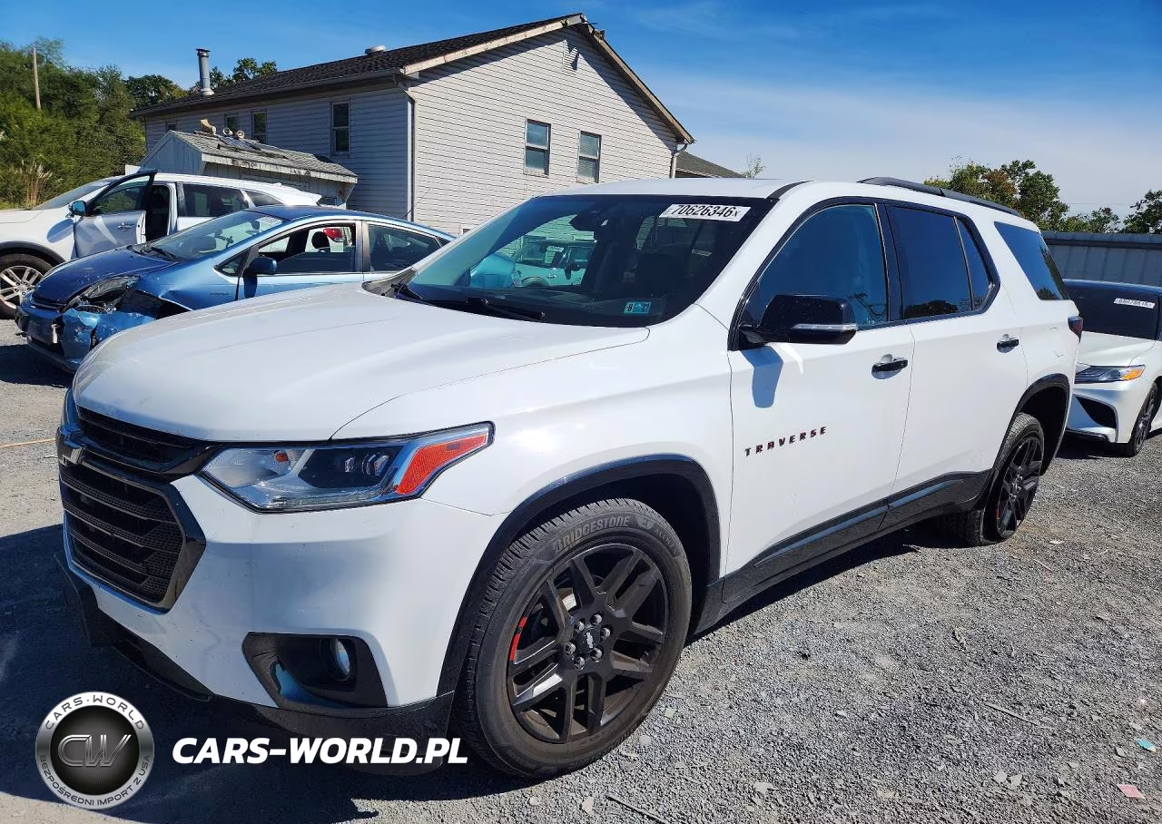 2018 Chevrolet Traverse Premier VIN:1GNEVJKW6JJ166914 - 1