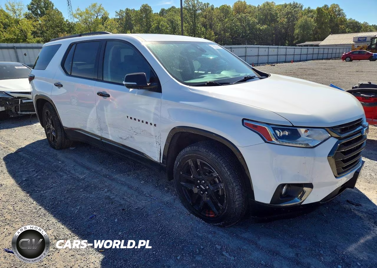 2018 Chevrolet Traverse Premier VIN:1GNEVJKW6JJ166914 - 4