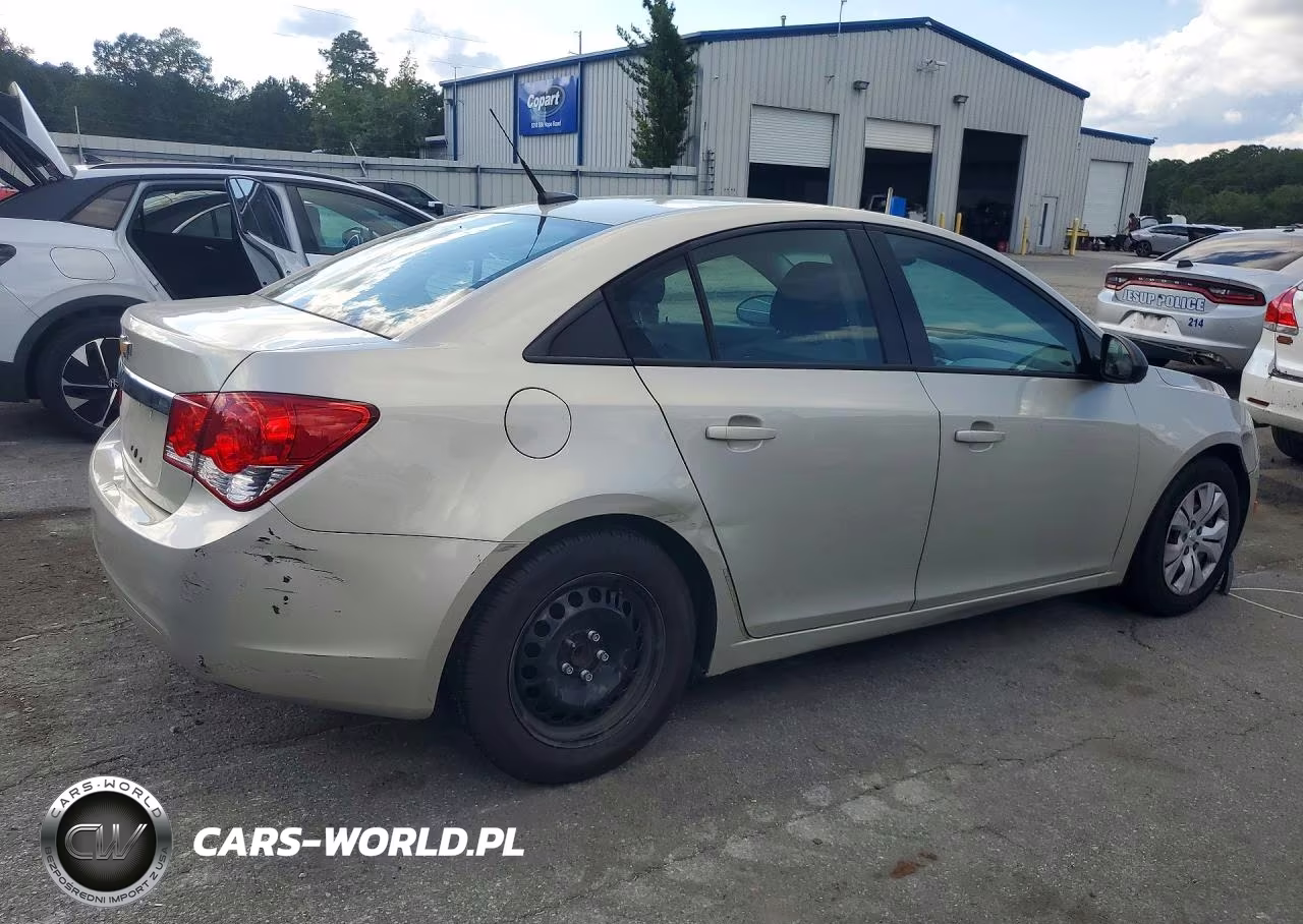 2013 Chevrolet Cruze Ls VIN:1G1PA5SH1D7249800 - 3