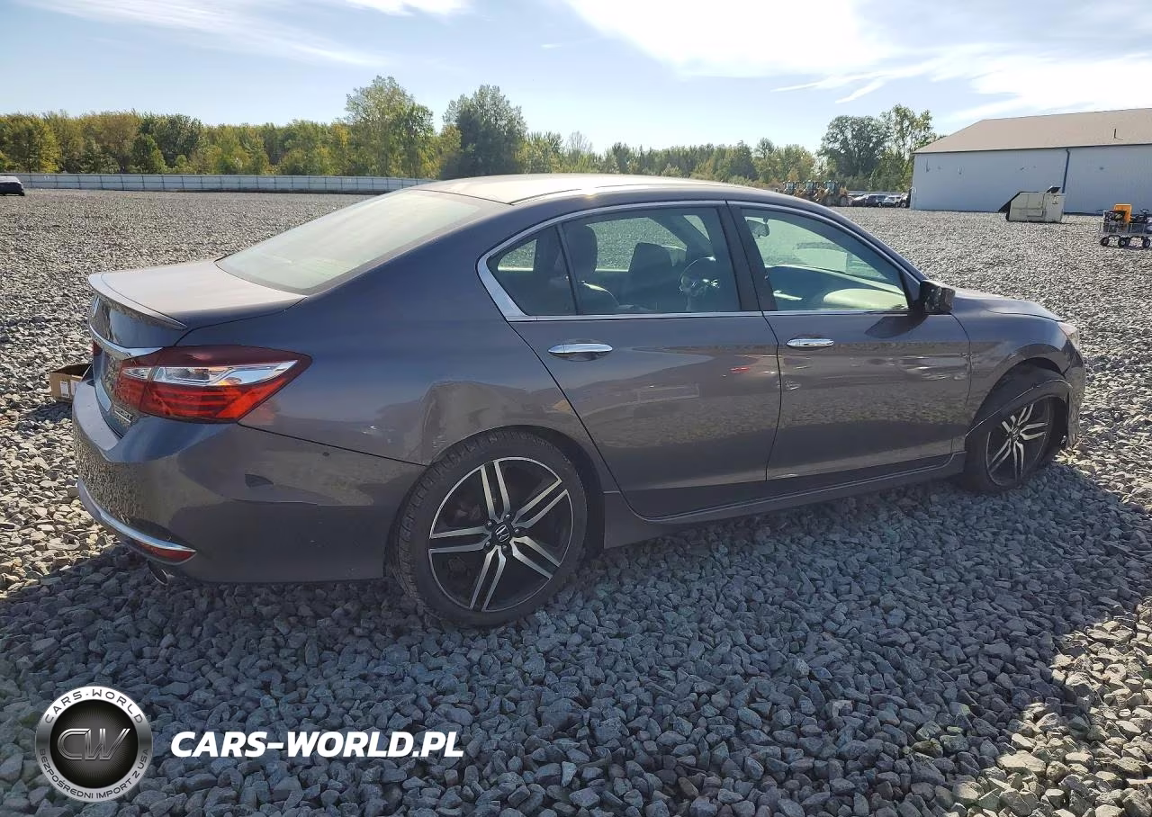 2017 Honda Accord Sport Special Edition VIN:1HGCR2F16HA119340 - 3