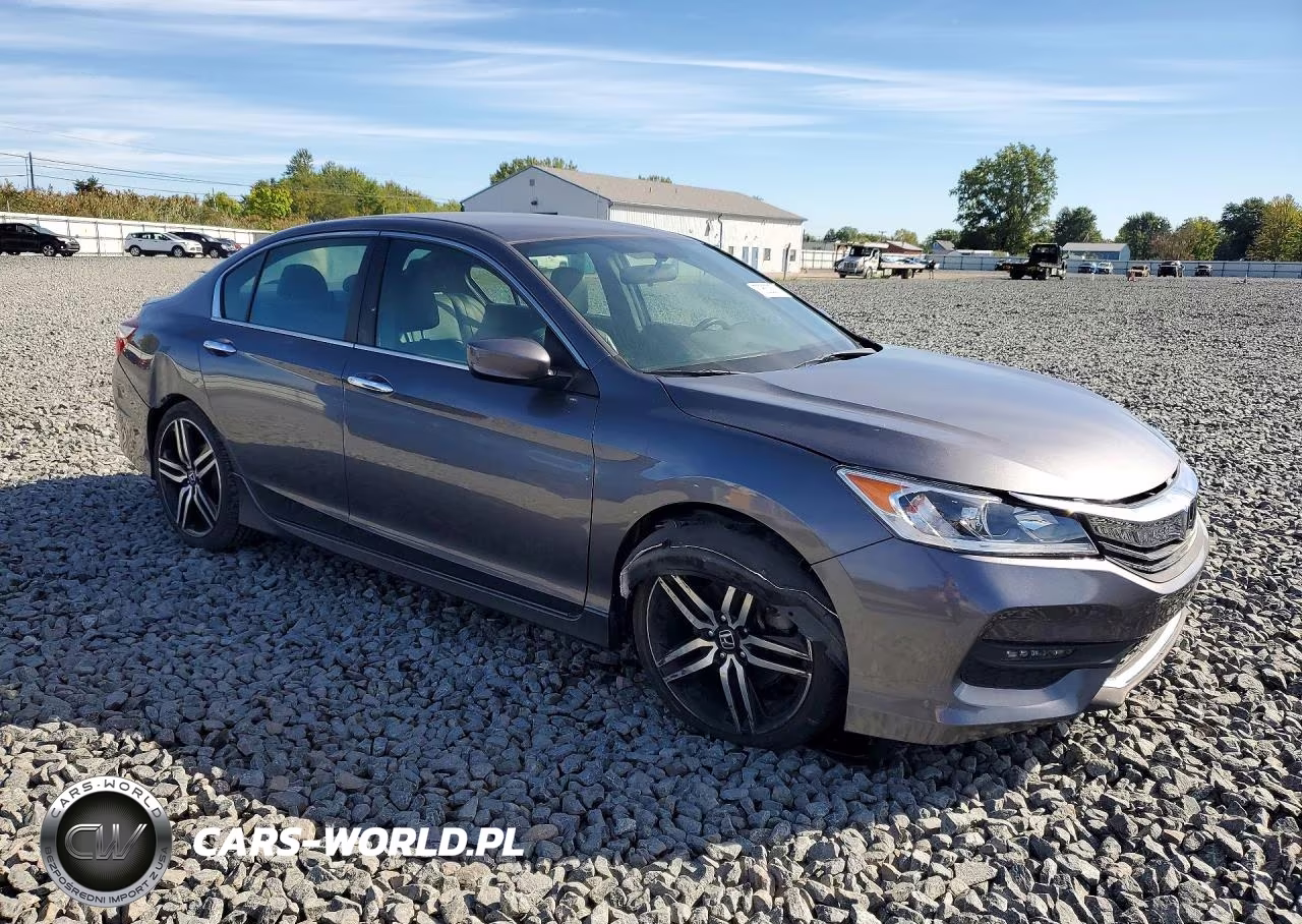2017 Honda Accord Sport Special Edition VIN:1HGCR2F16HA119340 - 4