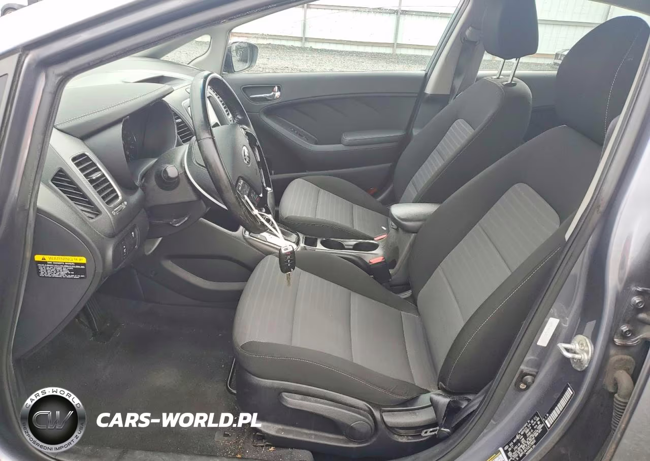 2018 Kia Forte S VIN:3KPFL4A73JE170950 - 7