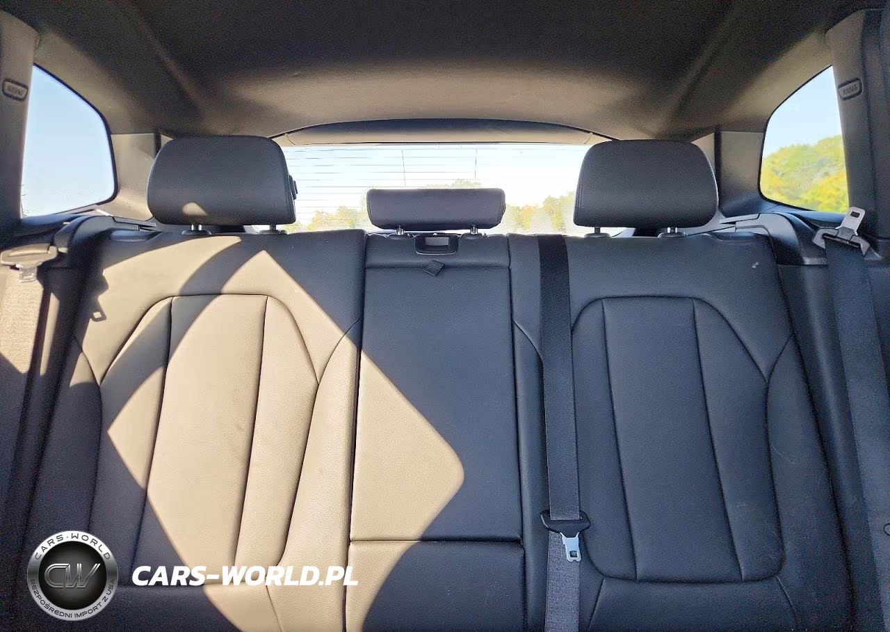 2019 BMW X3 Sdrive30I VIN:5UXTR7C55KLR51636 - 10