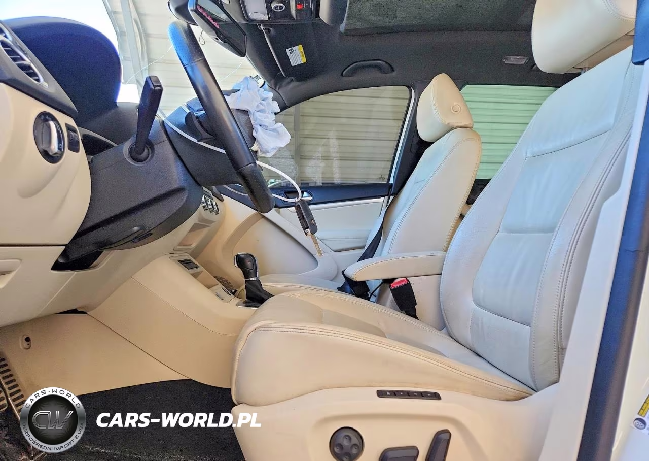 2014 Volkswagen Tiguan S VIN:WVGBV3AX9EW098310 - 7