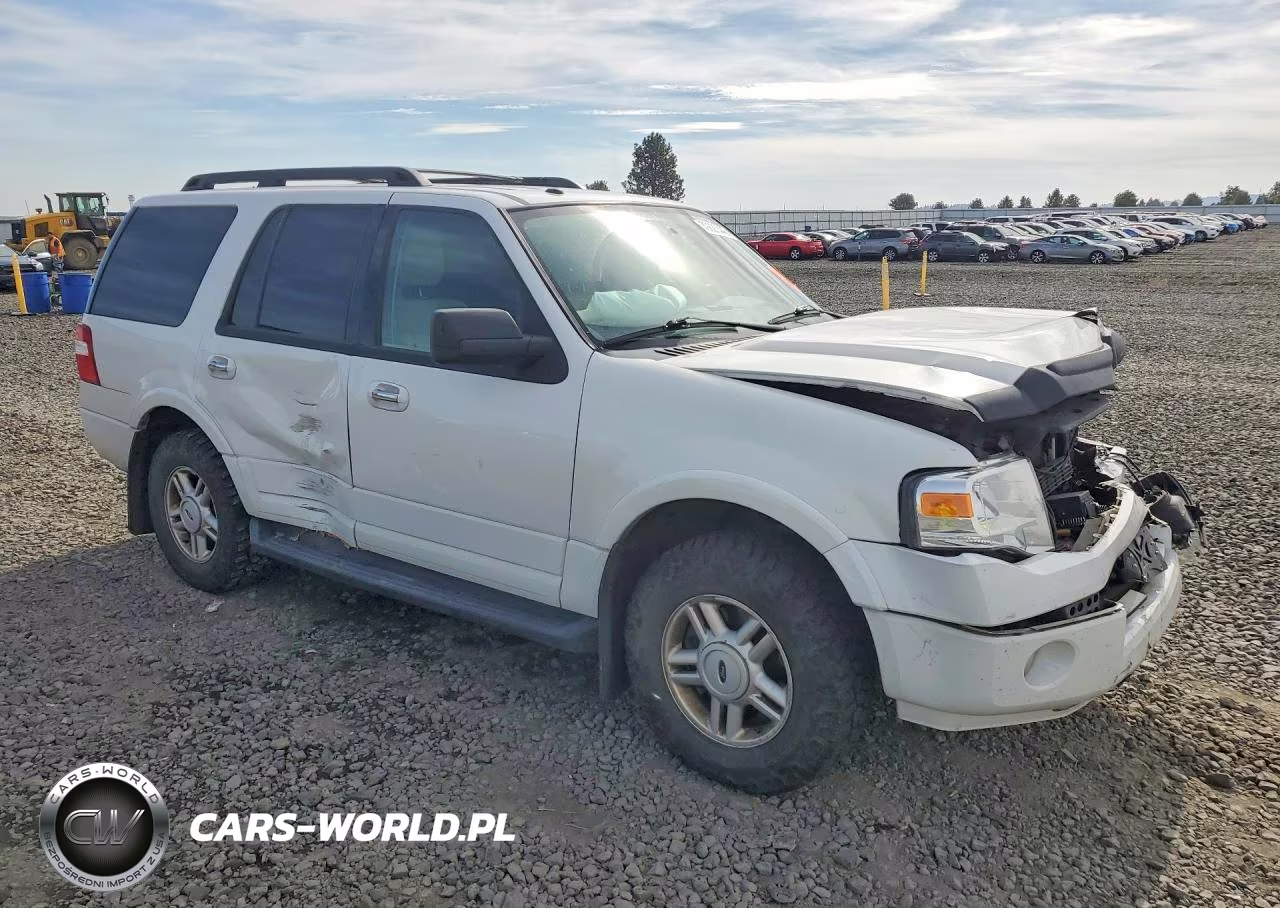 2014 Ford Expedition Xlt VIN:1FMJU1J54EEF35265 - 4