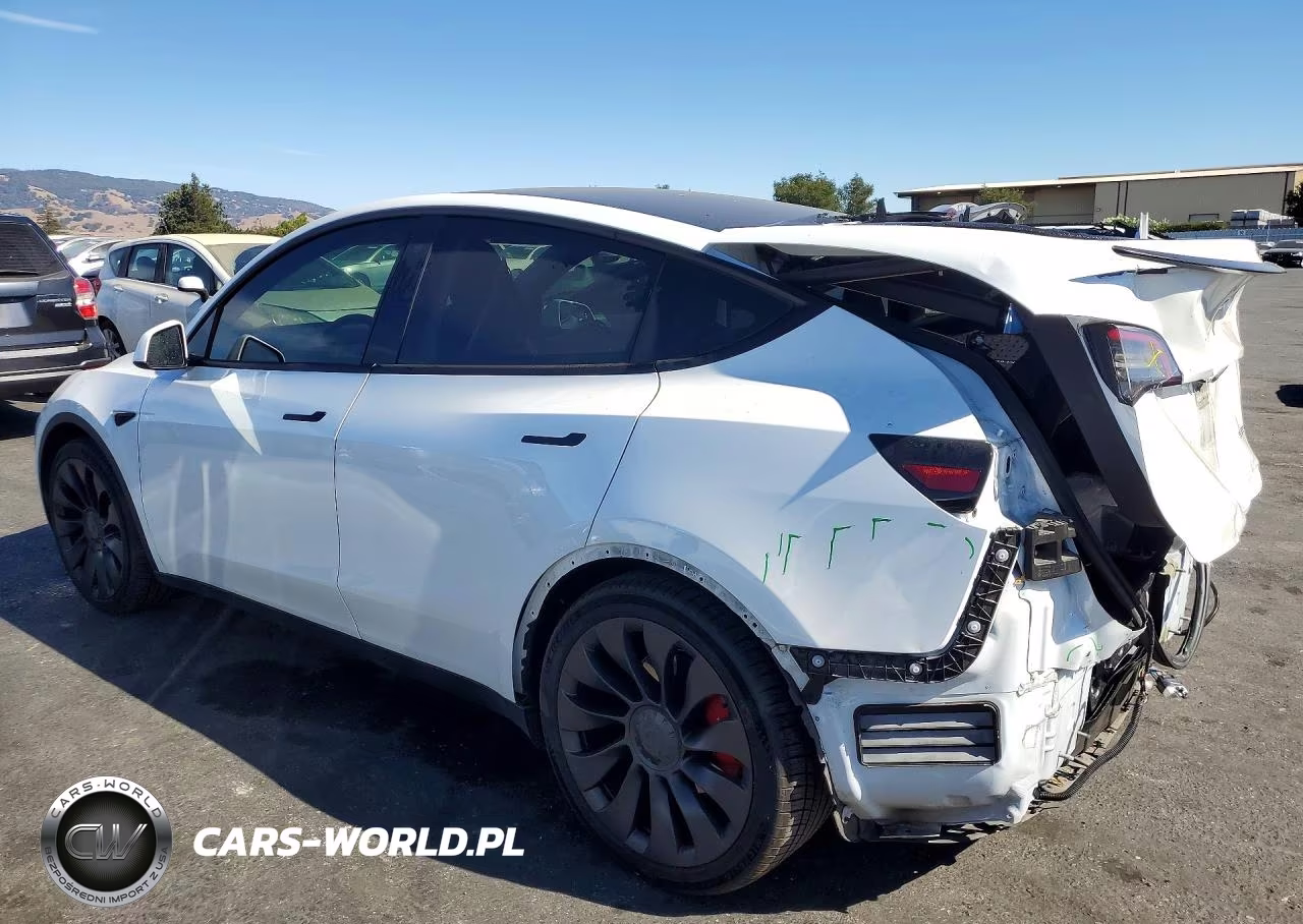 2020 Tesla Model Y VIN:5YJYGDEF1LF033694 - 2