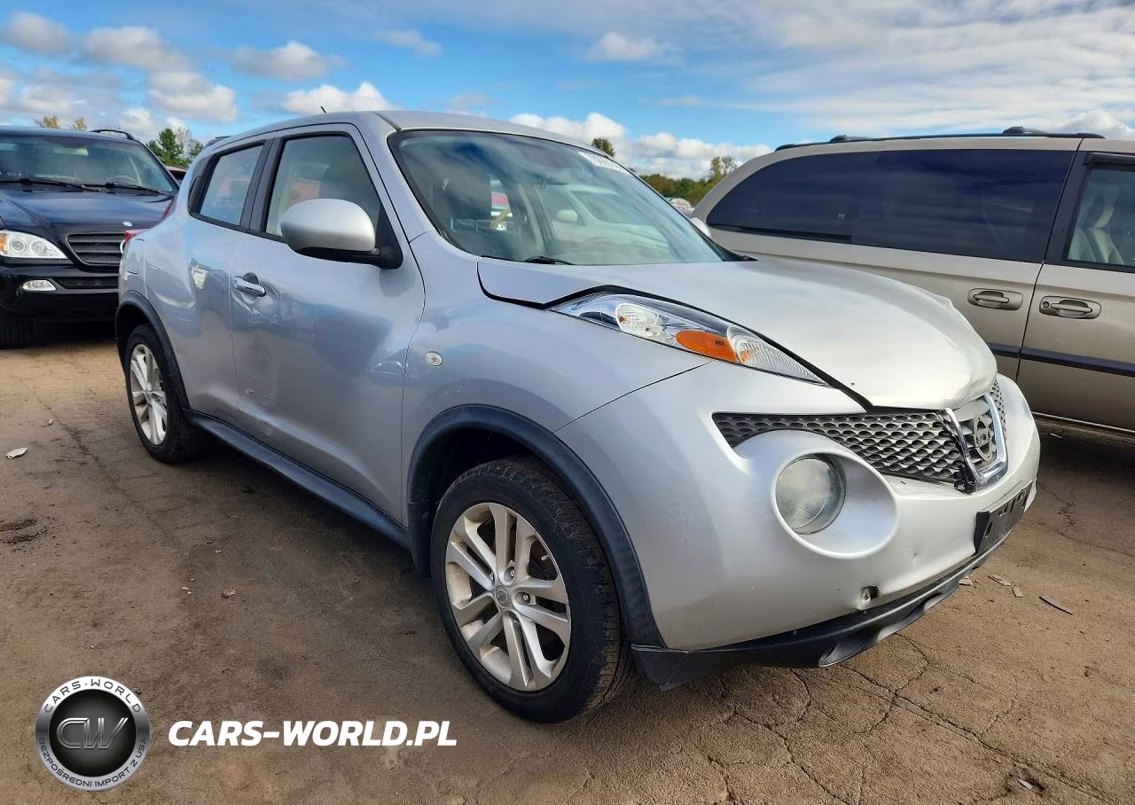 2014 Nissan Juke S VIN:JN8AF5MVXET483755 - 4