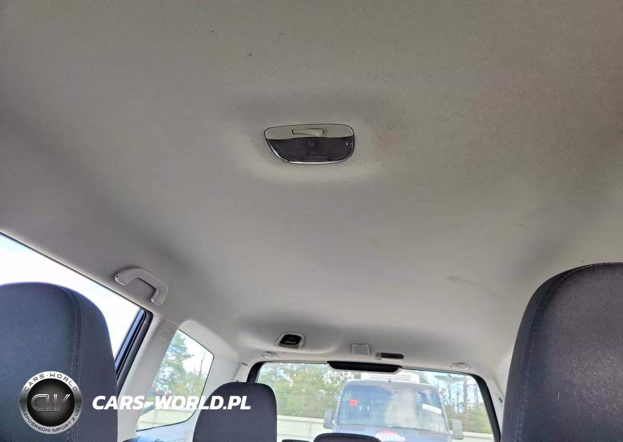 2011 Subaru Forester 2.5X VIN:JF2SHABC7BH715619 - 10