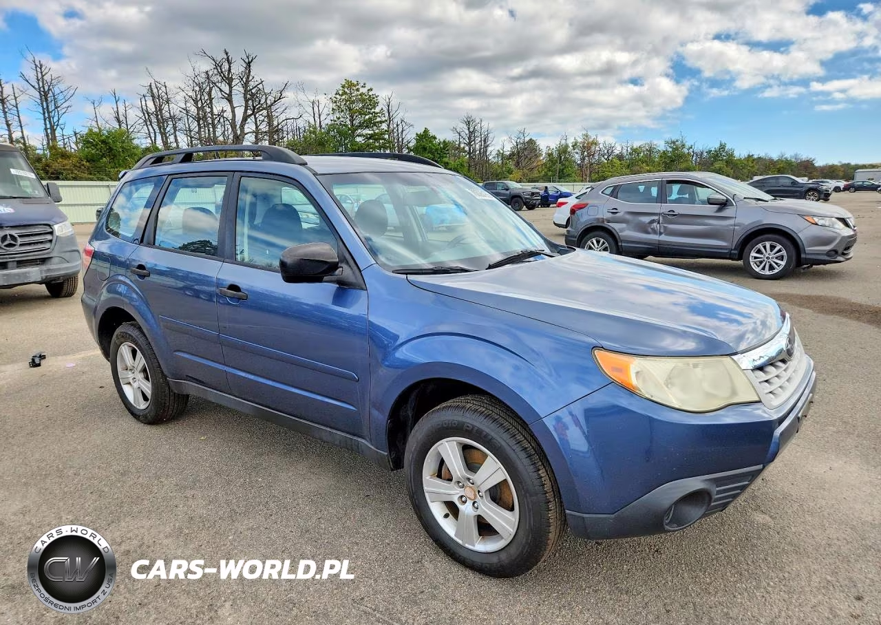 2011 Subaru Forester 2.5X VIN:JF2SHABC7BH715619 - 4