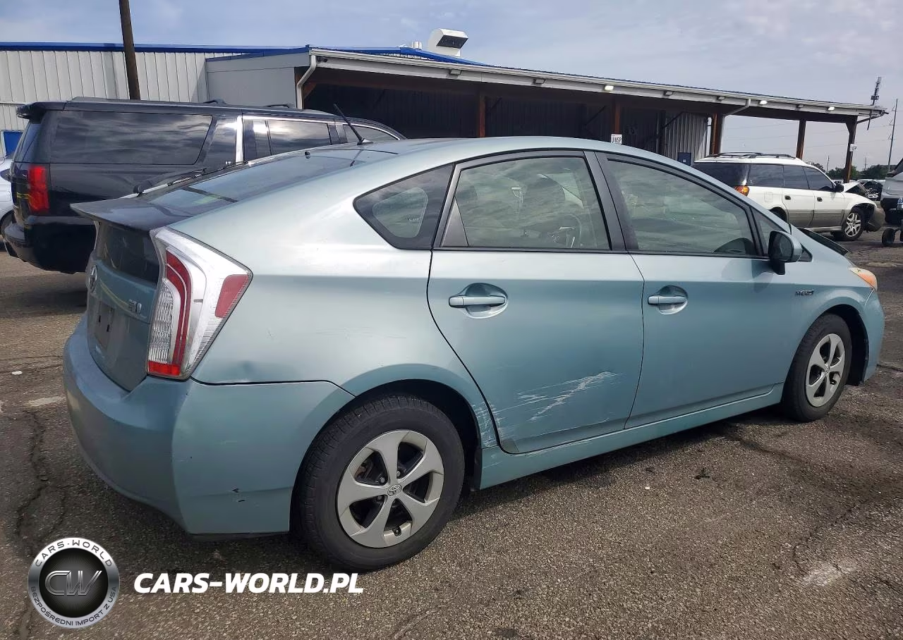 2012 Toyota Prius Two VIN:JTDKN3DU3C1556990 - 3