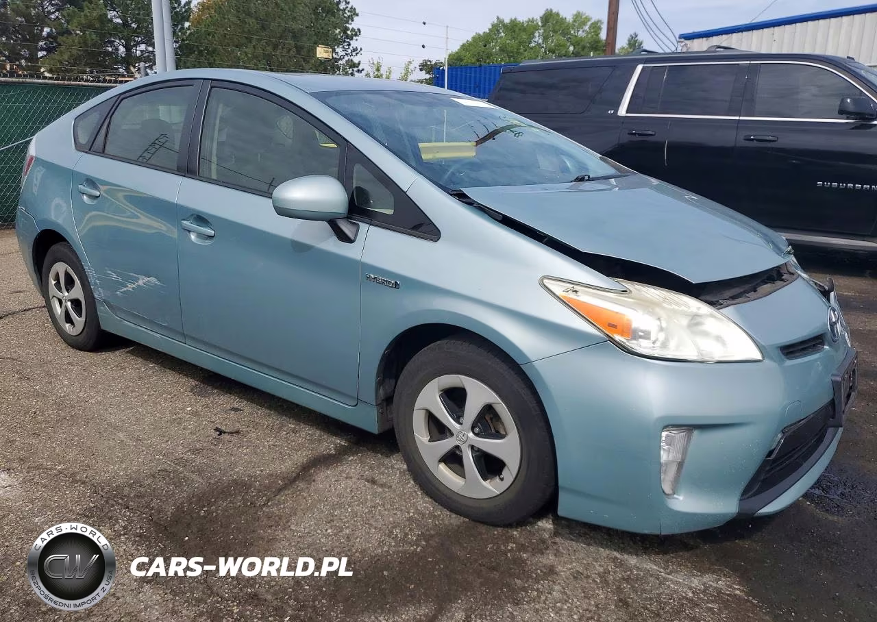 2012 Toyota Prius Two VIN:JTDKN3DU3C1556990 - 4