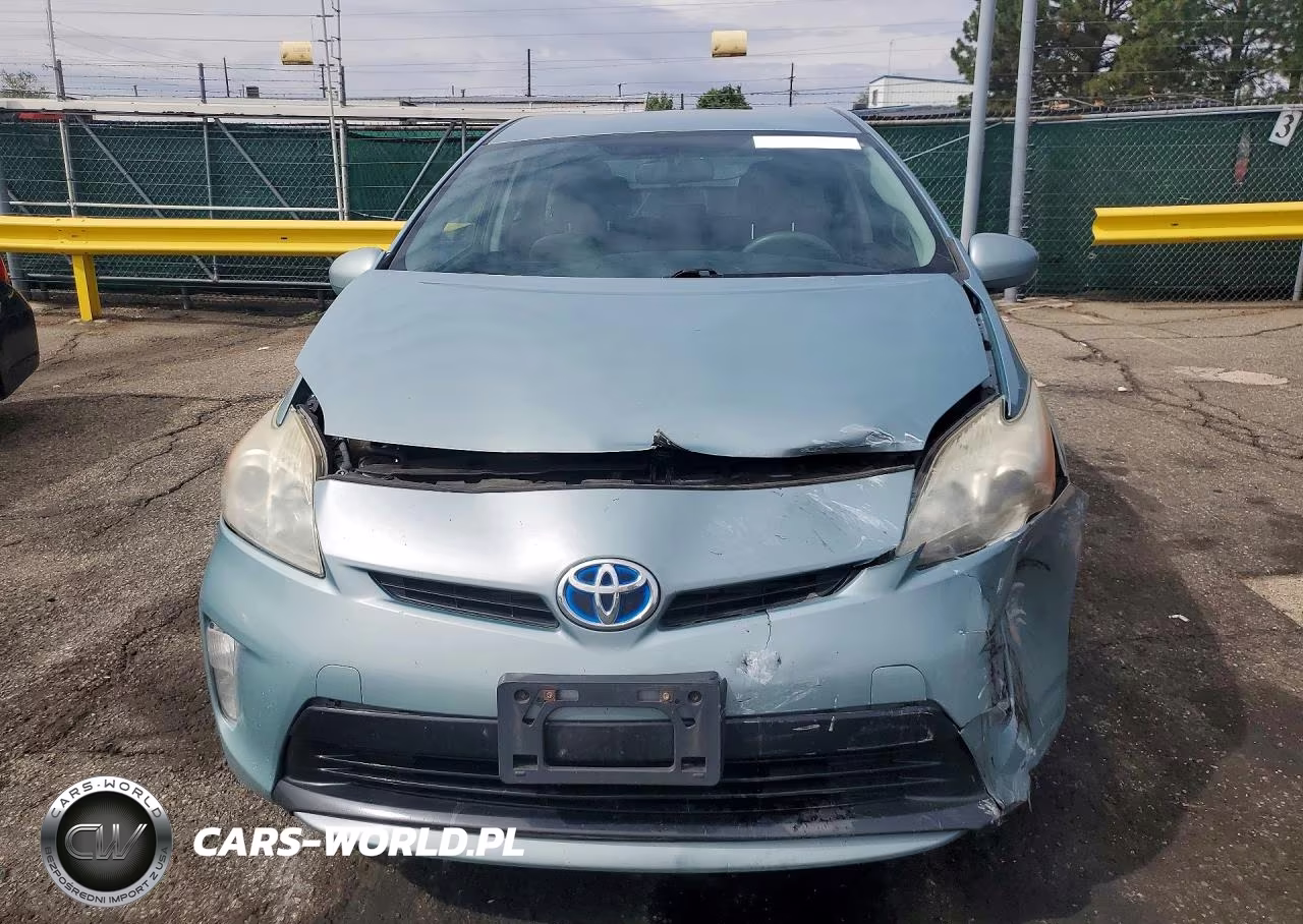 2012 Toyota Prius Two VIN:JTDKN3DU3C1556990 - 5