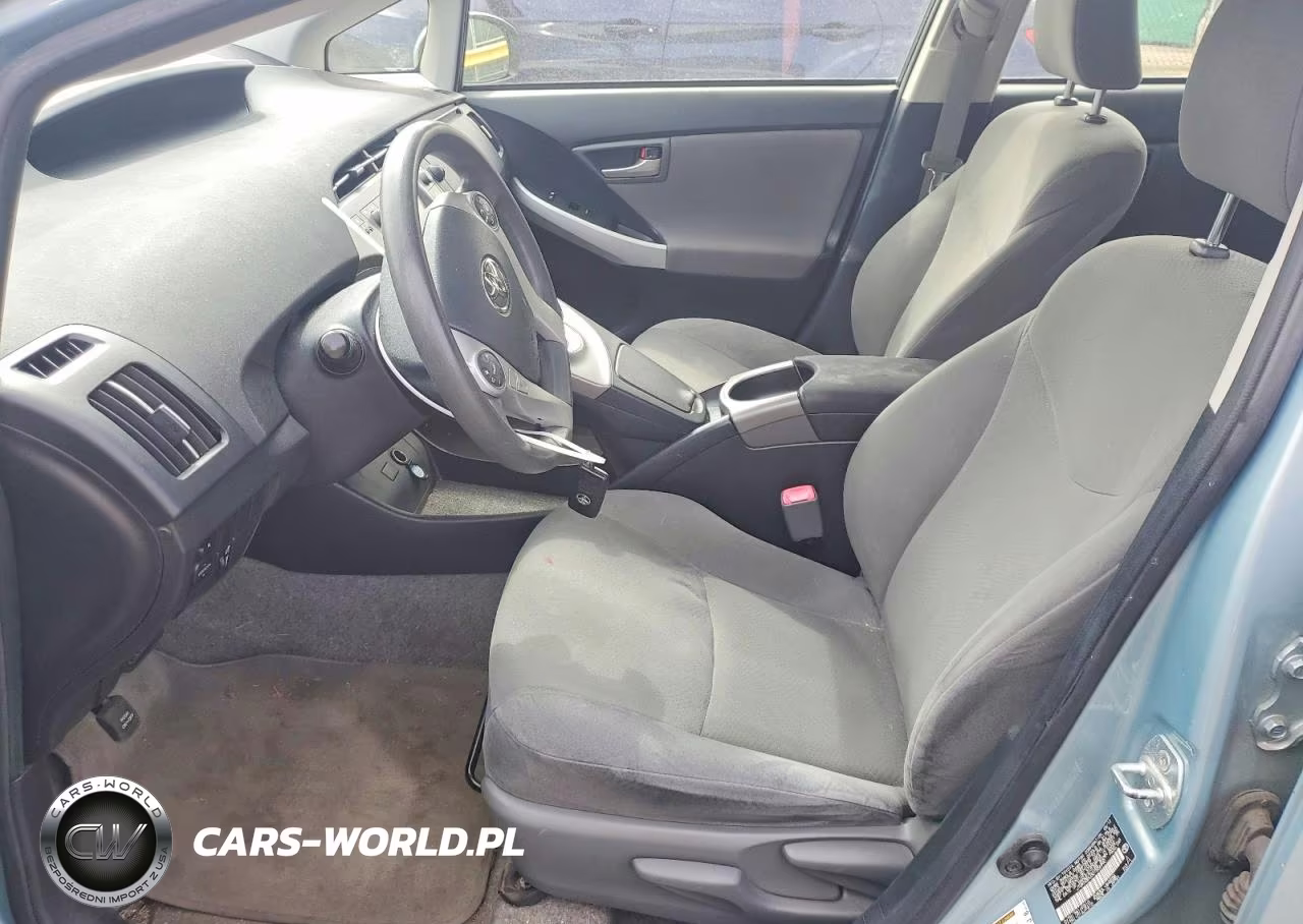 2012 Toyota Prius Two VIN:JTDKN3DU3C1556990 - 7