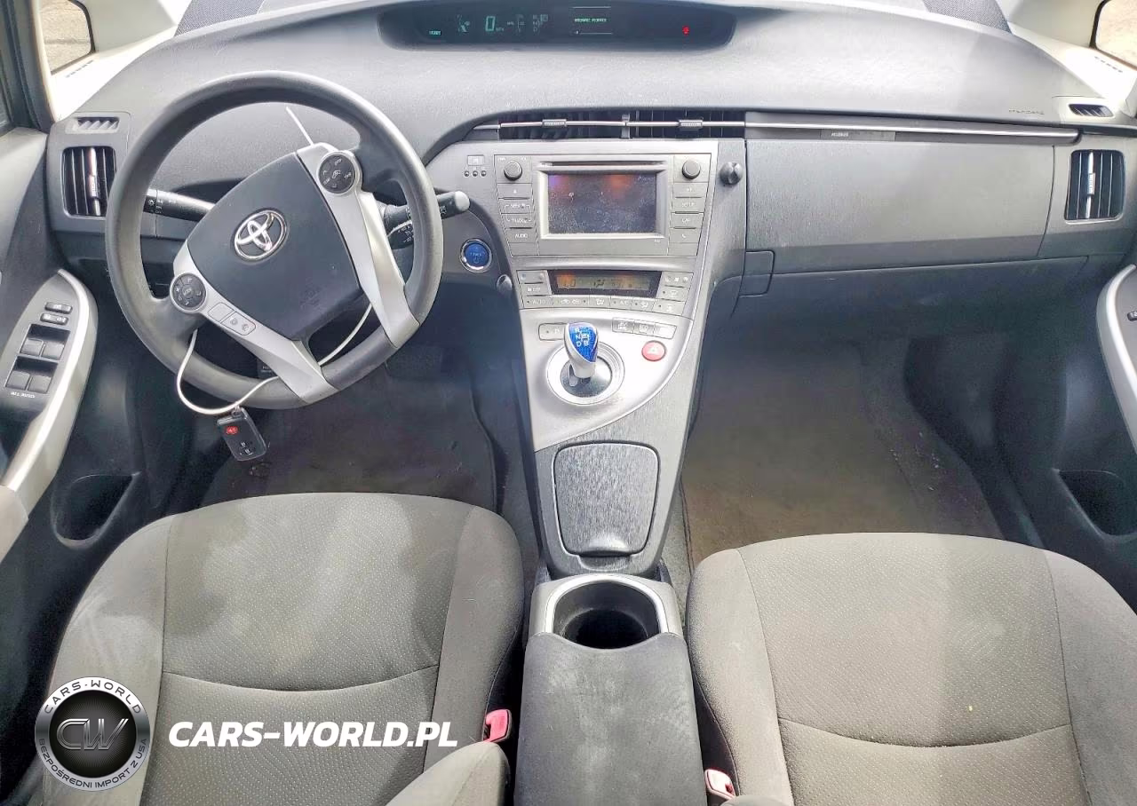 2012 Toyota Prius Two VIN:JTDKN3DU3C1556990 - 8