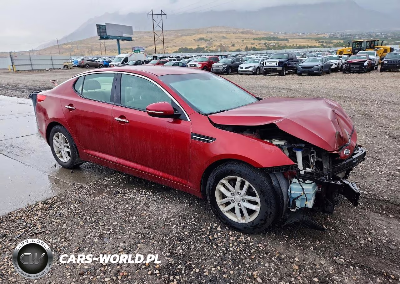 2012 Kia Optima Lx VIN:5XXGM4A72CG040847 - 4