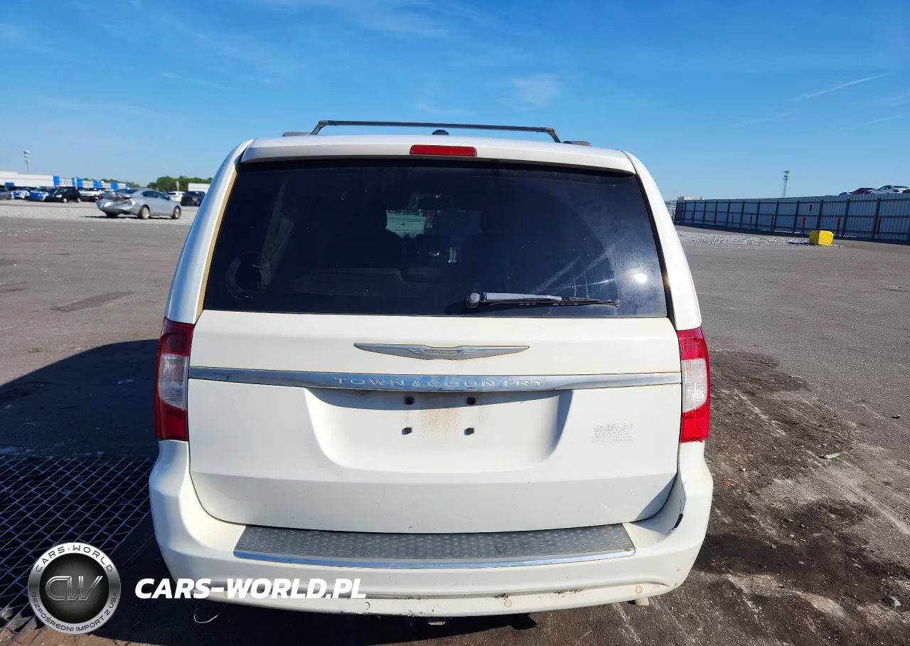 2016 Chrysler Town & Country Touring L VIN:2C4RC1CG1GR188802 - 6