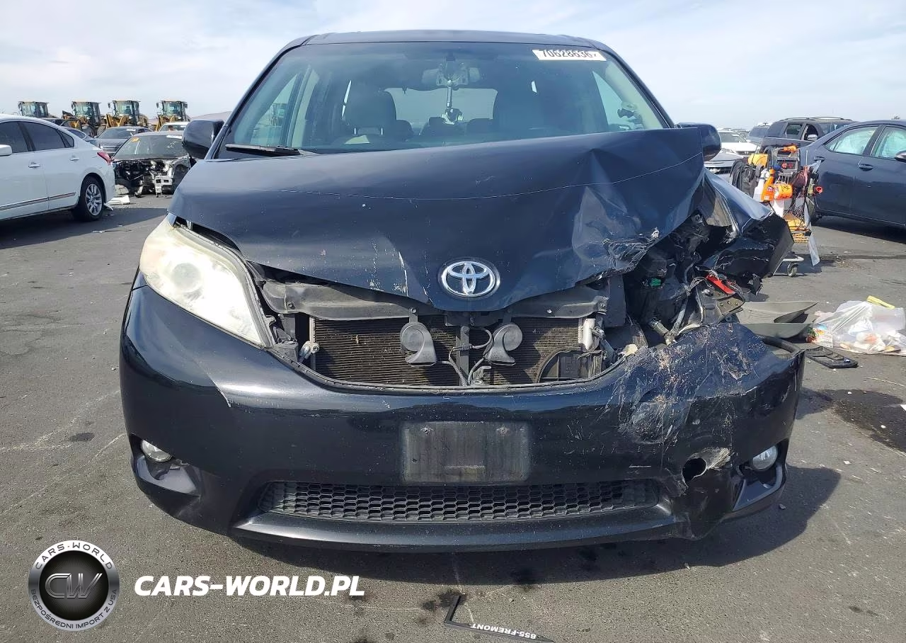 2017 Toyota Sienna Xle Premium 8-Passenger VIN:5TDYZ3DC5HS836832 - 5