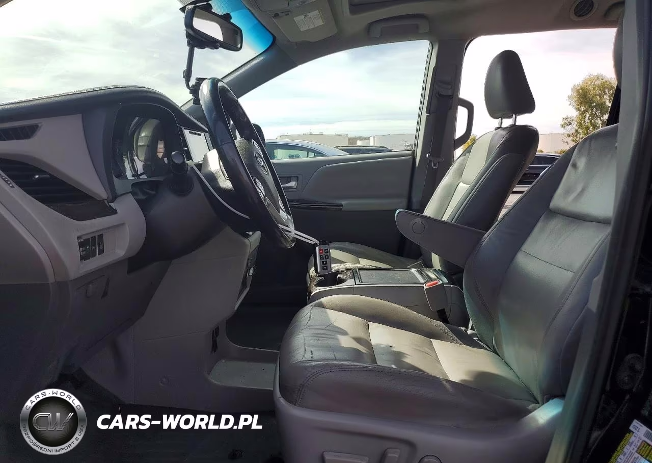 2017 Toyota Sienna Xle Premium 8-Passenger VIN:5TDYZ3DC5HS836832 - 7